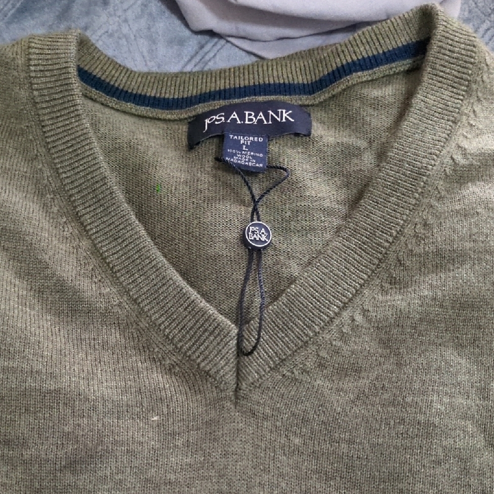 Jos. A. Bank V-Neck Green Sweater